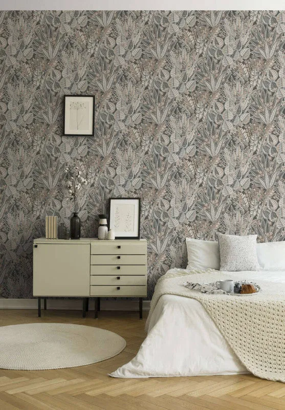 Abstract Leaf Floral Wallpaper in Grey/Black/Brown