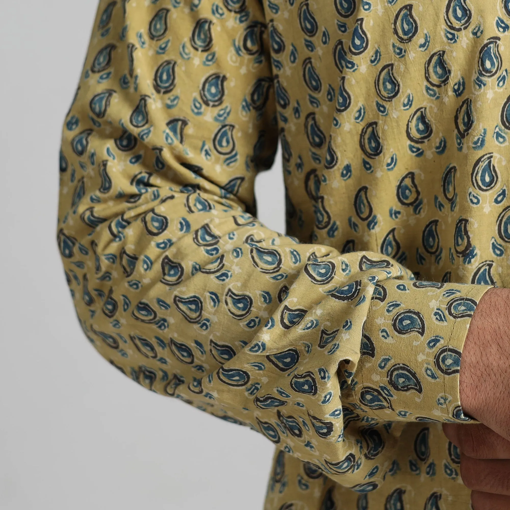 Ajrakh Block Printed Cotton Men Short Kurta 01