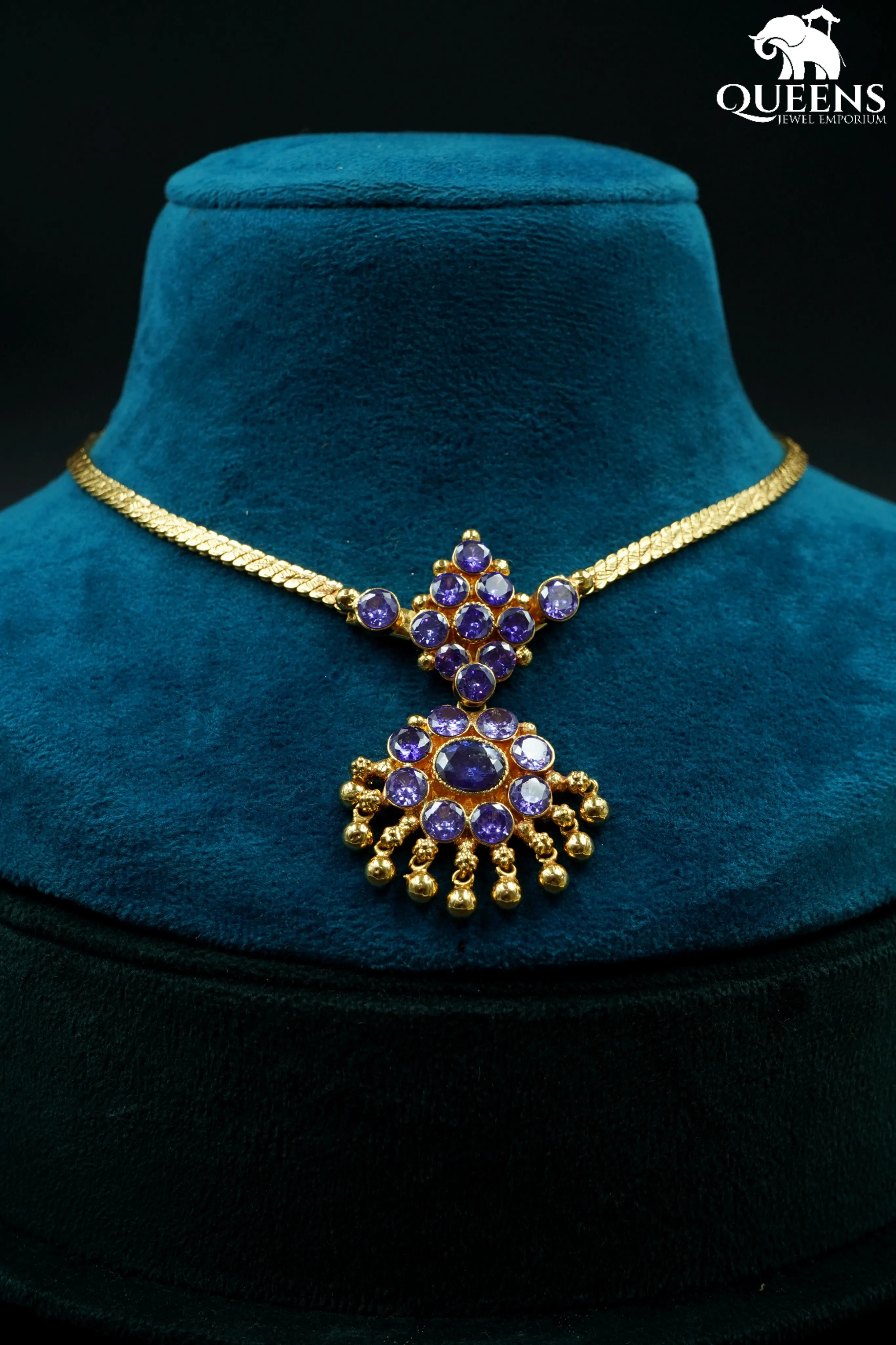 AMRITHA NECKLACE