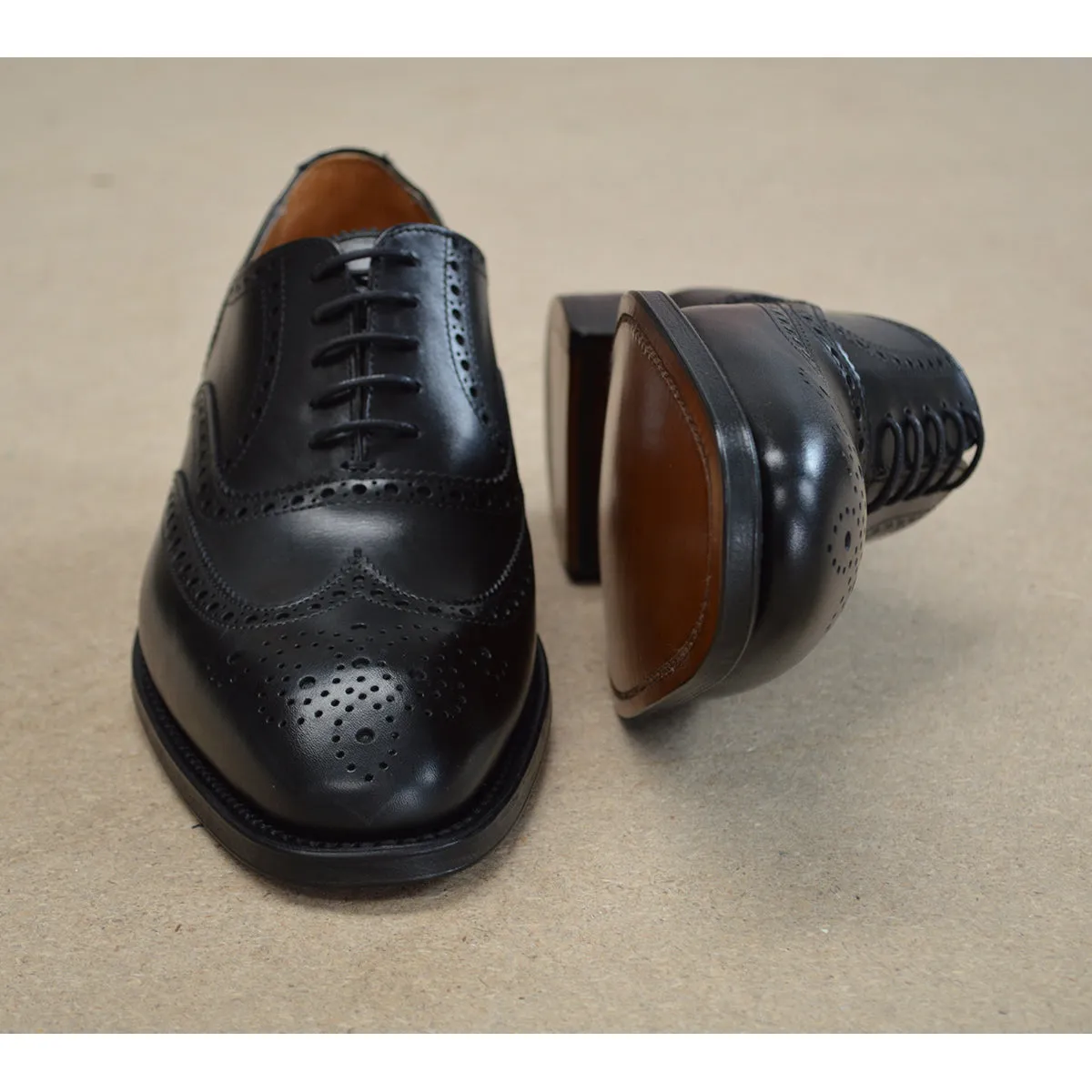 FACTORY SECOND Berwick 1707 Brogue (5215) - Black