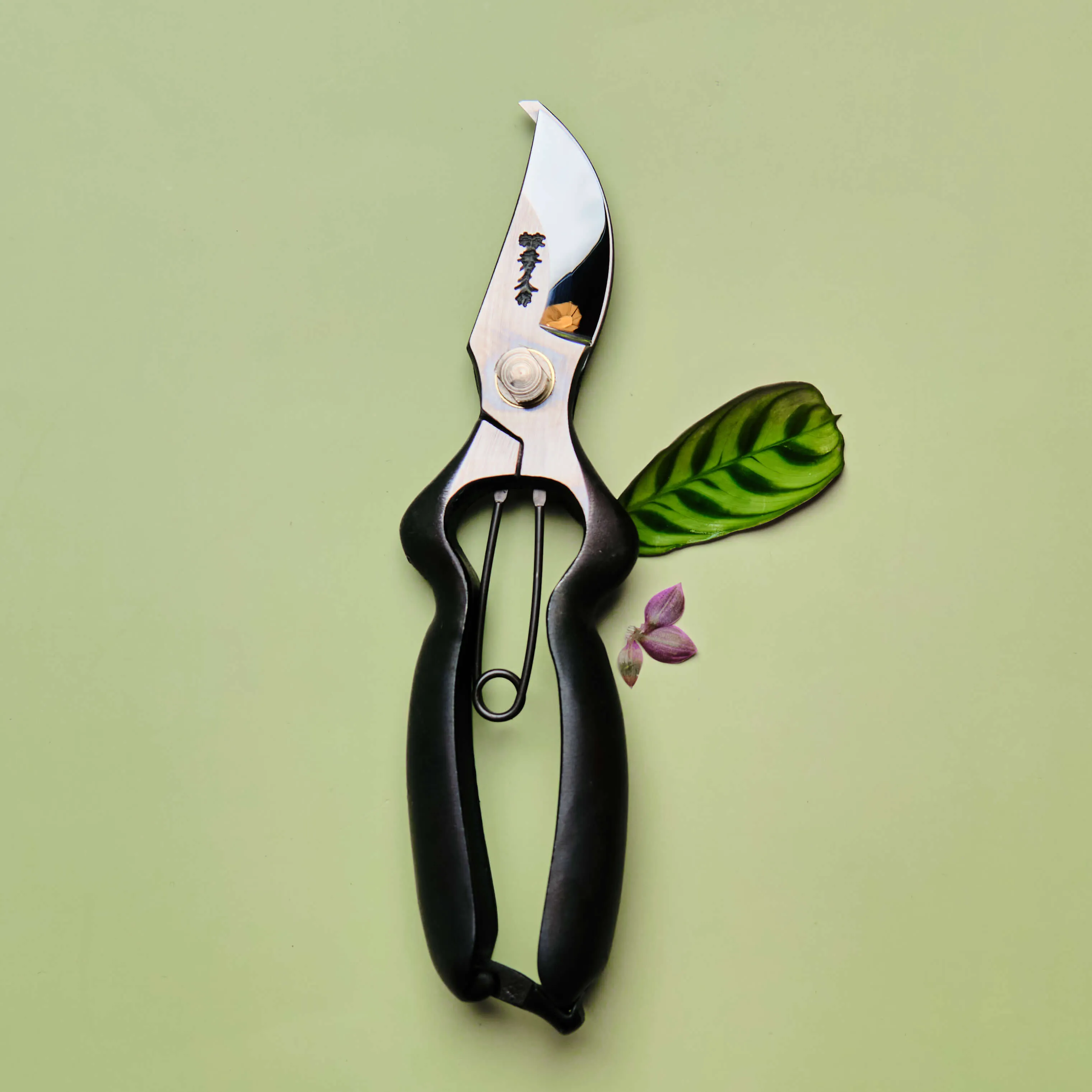 Handmade Japanese Secateurs - 200mm, Large Handle