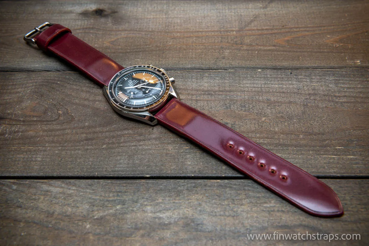 Leather watch strap, Shell Cordovan Burgundy . Handmade in Finland, 10 mm-26 mm.
