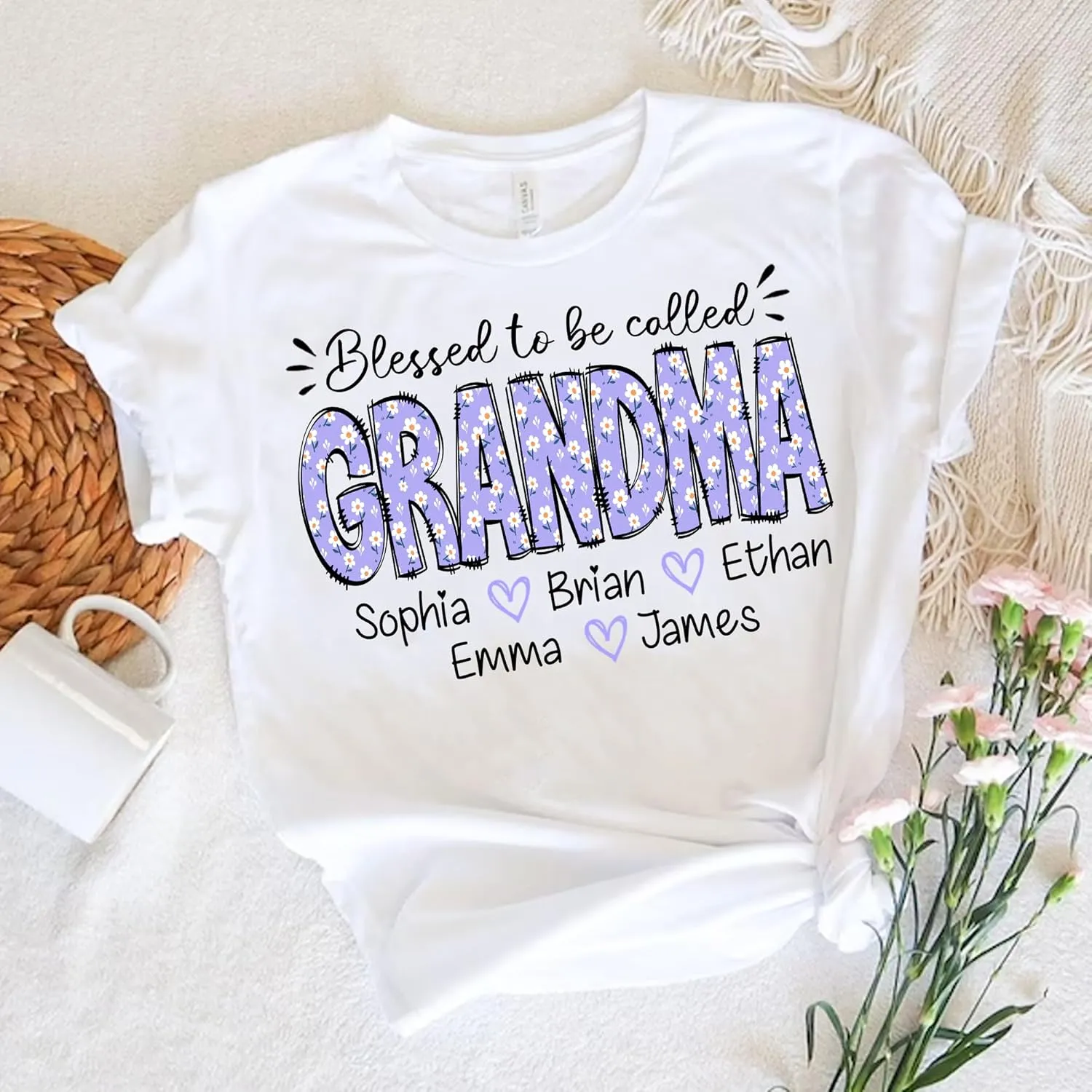 NAZENTI Personalized Grandma Shirts, Custom Mama Purple Daisy Shirt With Kids Names, Mothers Day Sweatshirt Gifts for Women