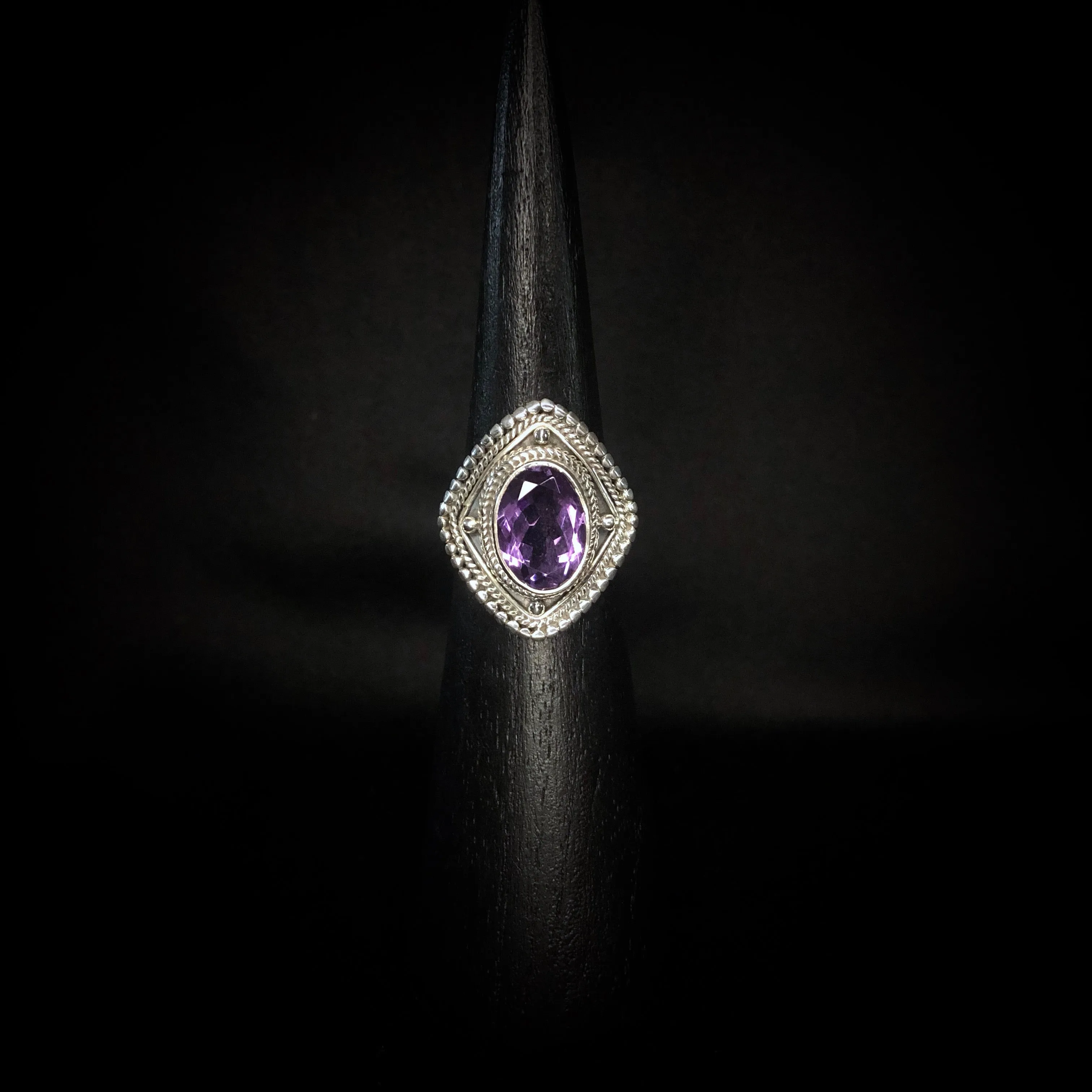 Oval Amethyst w/ Lrg Silver Border Ring